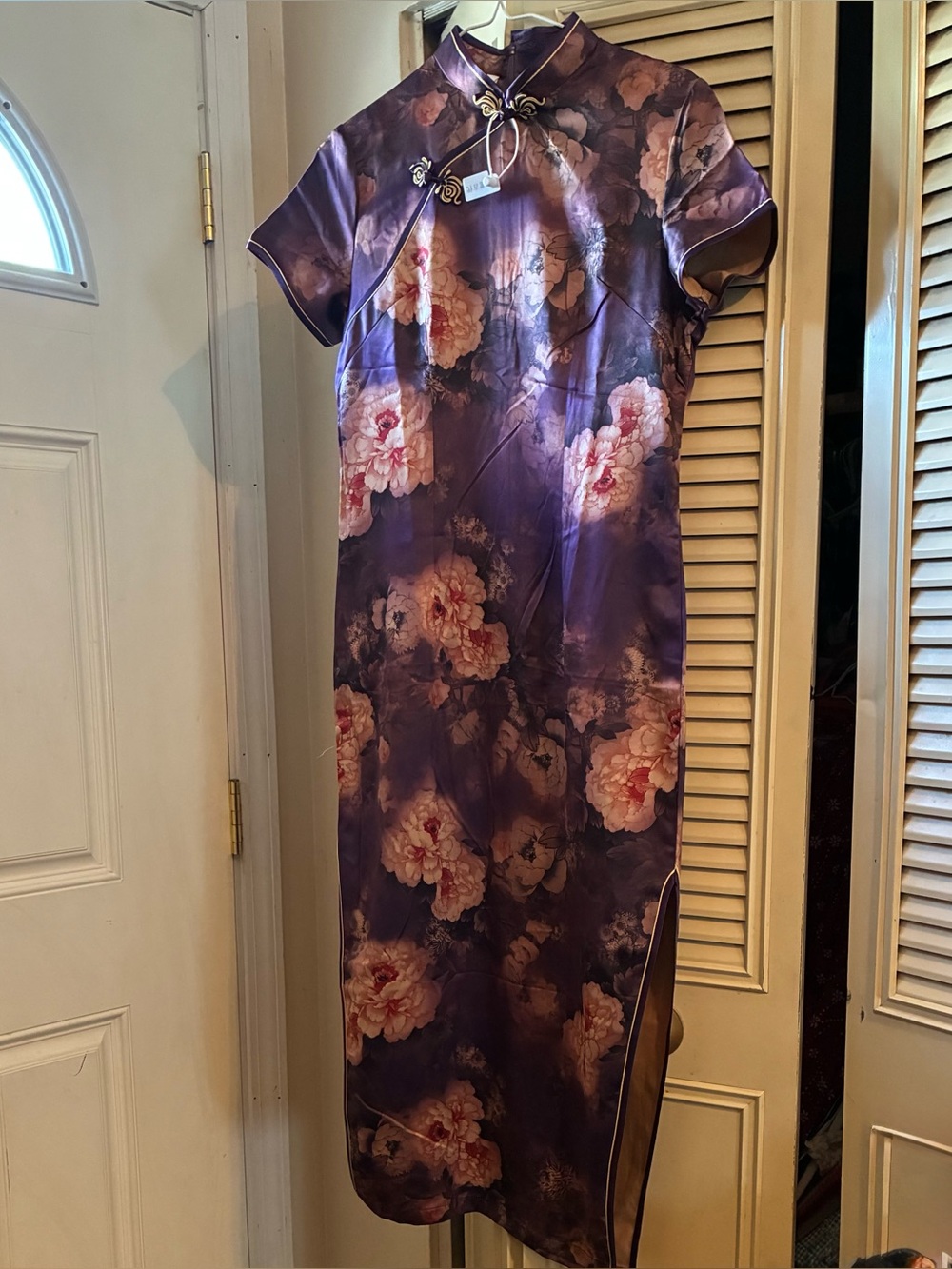 New w/o tags LaoGudai purple/pink Floral traditional Dress sizeL (runs small)